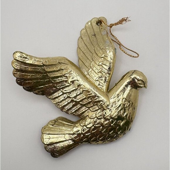 Vintage Gold Tone Dove Christmas Tree Ornament Bird in Flight Peace Harmony - Picture 6 of 6